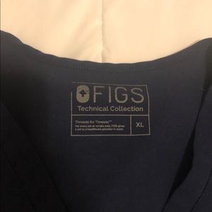 Figs Catarina Navy Top